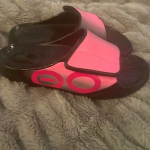 Oofos Ooahh slide Women’s sz 9 Men’s sz 7 EU sz 40